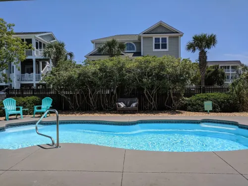 Mermaid Lagoon! Beautiful waterway views, private pool, great family getaway!