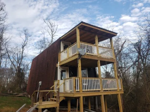 Quiet 2 bedroom A-frame cabin located 5 miles from East State Street.