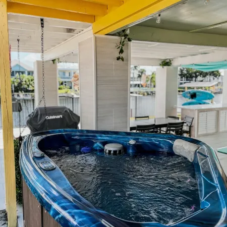 Family-friendly home in Hernando Beach, Florida