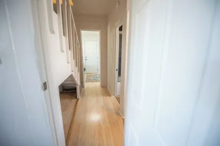 Downtown Rogue River, Game Room, 70" Smart TV, Two Minutes to I-5 Отели в г. Рог Ривер