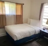 Fully furnished duplex Hotels in Marquette Township