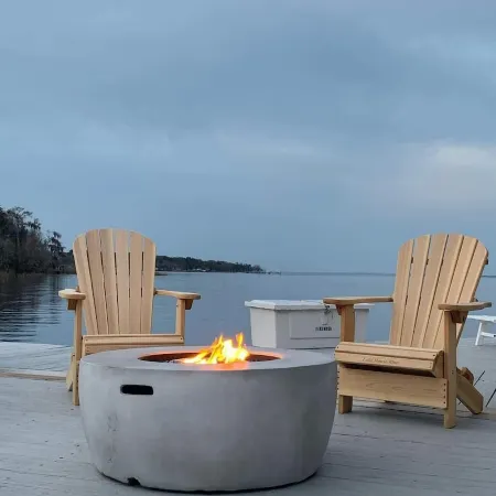 Tahiti Style 5 Star over-Water Bungalow + Lake House Blue + YouTube Video's Pets
