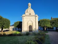 Bléré hyper center near Chenonceau and Beauval zoo evening meal possible