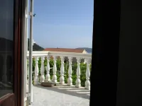 Charming 3-Bed Apartment in Budva with Garden and Ocean Views