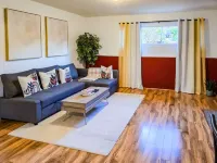 Private guest suite with Full kitchen & laundry