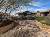 2 Bedroom Home in Tucson's City Center Hotel in zona Tucson Convention Center