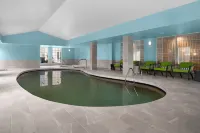 Hampton Inn Sturbridge - Uima-altaat