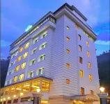 Clouds Valley Hotel