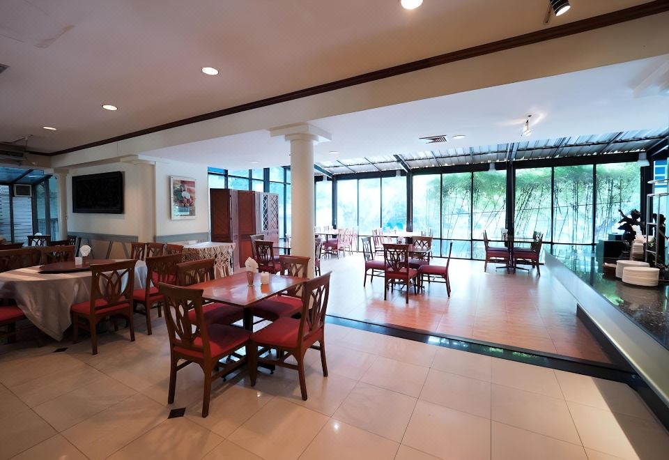 리버 콰이 호텔