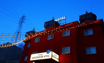 Yangpyeong Munhori Attic