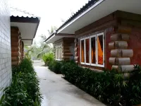Amphawa Club Отели в г. 