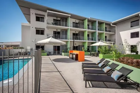 Hudson Berrimah Отели в г. Анула