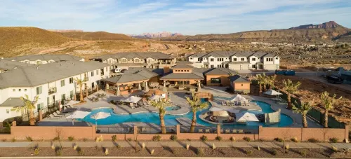 Luxury 5BR Wellness Retreat w/ Private Pool, Hot Tub & Cold Plunge Near Zion