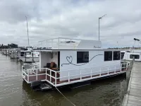 Piccolina Floating Accomodation