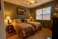 Beautiful Show Low Mountain Retreat