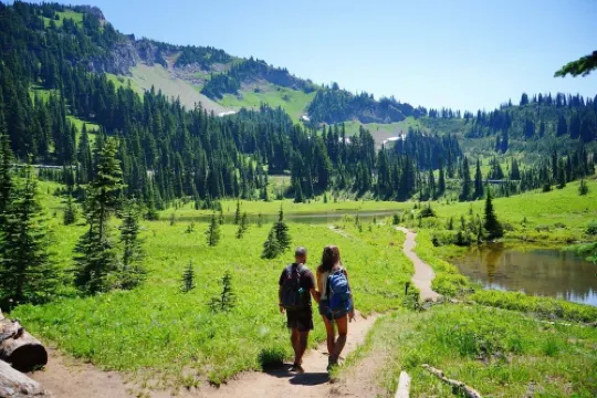 Mt Rainier & White Pass Family Getaway + Hot Tub