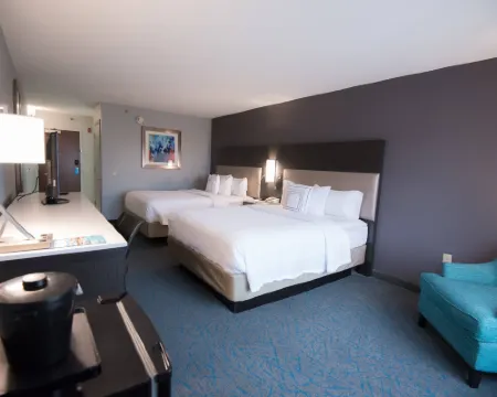 Fairfield Inn & Suites Atlanta Airport North Hotels in East Point