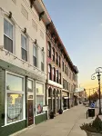 Luxury 1BR/BA Loft in the Heart of Downtown Marshall