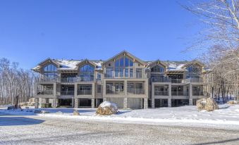 105 Verbier Building 12