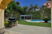 Host Prime - Paradise Villa with Pool at Rehab City - Private Pools