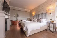 The Royal Wells Hotel, Tunbridge Wells Hotels in Tonbridge
