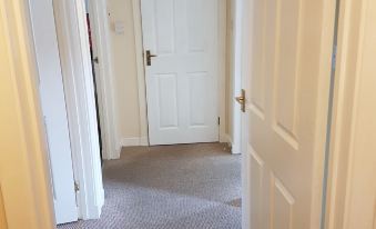 Apartment 3, Pheonix Flats.