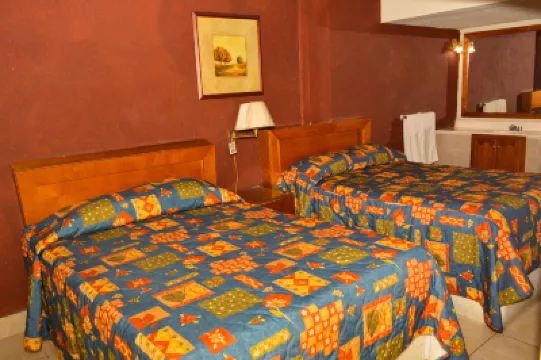 Hotel Baeza Hotel di 