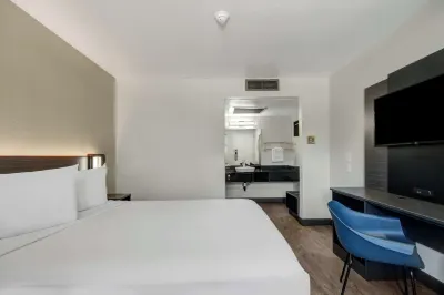 موتل 6 لومبوك، كاليفورنيا Hotels near Barkin Park