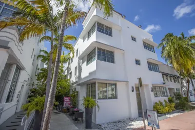Posh South Beach Hotels near South Pointe Park Pier
