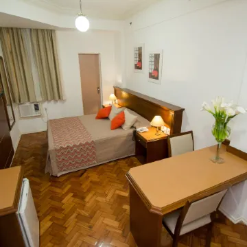 Hotel OK Отели рядом со станцией Cinelândia - Sentido Aeroporto