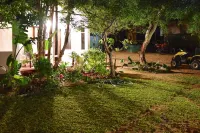 Gamboozini Lodge Hotels in 