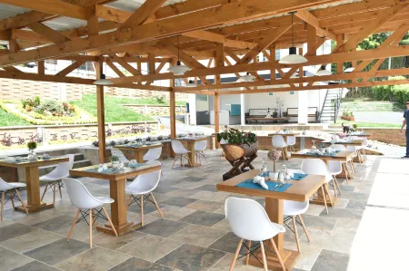 Hotel Syvanna Wellness and Spa Отели рядом с достопримечательностью «Expofuturo Event Center»