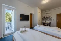 Aparthotel Plat Hotels in Petrcane