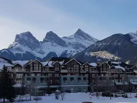 Sunset Resorts Canmore and Spa Hotels in Canmore