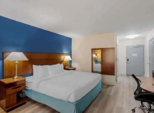 Comfort Inn & Suites Mt Laurel-Philadelphia