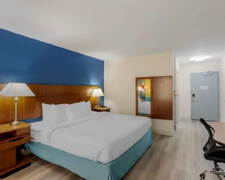 コンフォート イン & スイーツ マウント ローレル  フィラデルフィア マウント・ローレルのホテル