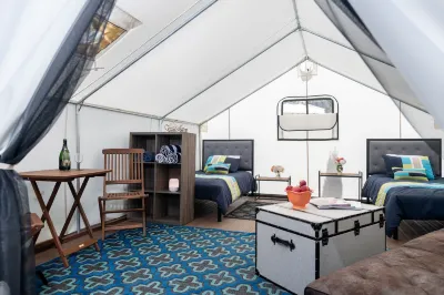 Surrey Resort فنادق في Guerneville