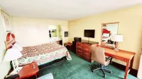 Roadside Inn Hotels in Osceola
