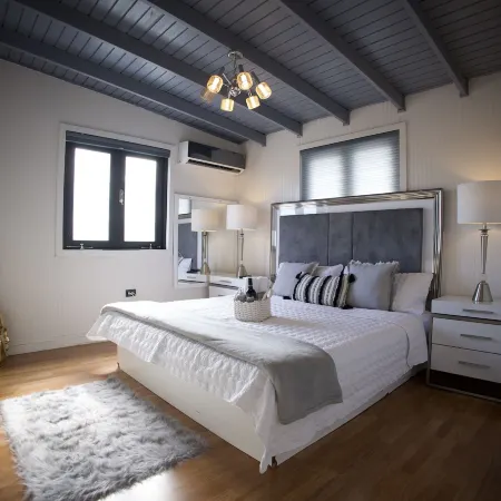 The Good Vibes House