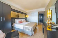 Prime Beach Hotel - Balcony