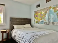 DT Reno - 4Br Home w Patio BBQ Grill Games Room