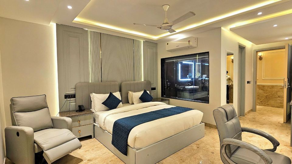 Hotel Mansarover Paradise