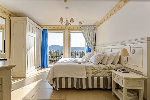 Sophisticated Penthouses at IL Campanario Resort Ilctopm