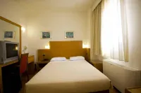 Diana Hotel Hotel a Avgonyma