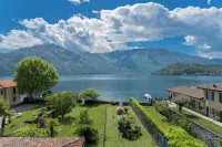Tina's Window on Lake Como by Rent All Como Hotels in Tremezzo
