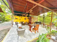 Hotel Tres Banderas