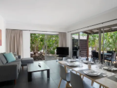 Mantra Frangipani Broome Hotels in Broome