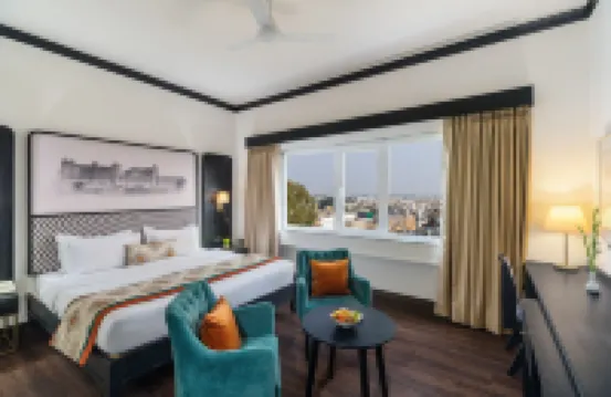 拉吉達爾尚湖景酒店