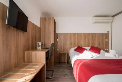 Brit Hotel Plaisance A9/A61 Hotels in Narbonne