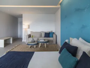 Poseidon of Paros Hotel & Spa